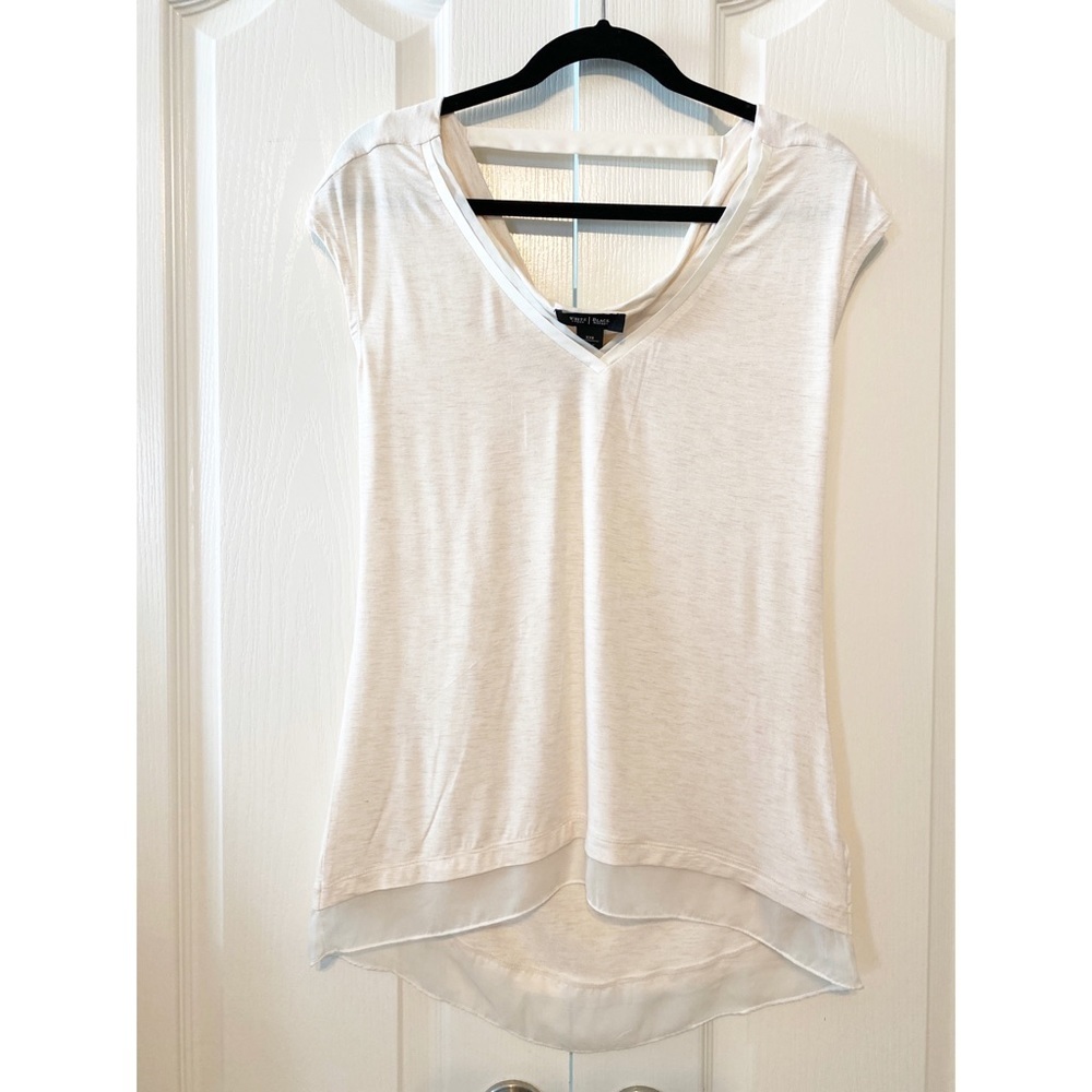 White House Black Market long v neck top size XXS